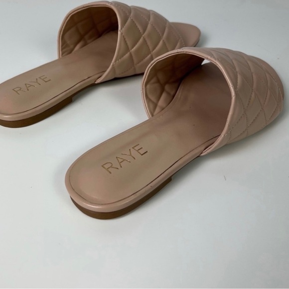 NEW RAYE REVOLVE BEIGE QUILTED SLIP-ON SANDALS - Picture 3 of 12